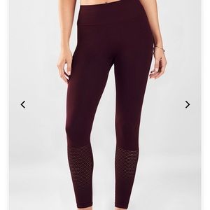 fabletics burgundy seamless legging